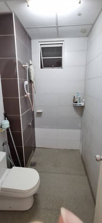 Freehold 3 room service apartment at nusa height gelang patah, Johor, Gelang Patah