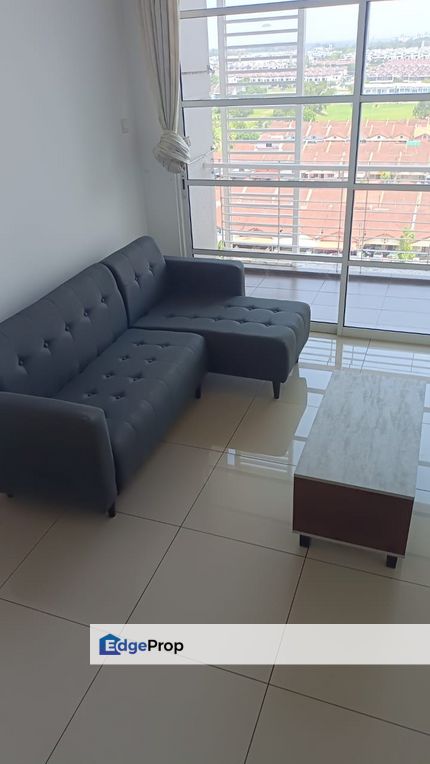 Fully furniture mid floor service apartment at horizon residence bukit indah, Johor, Bukit Indah