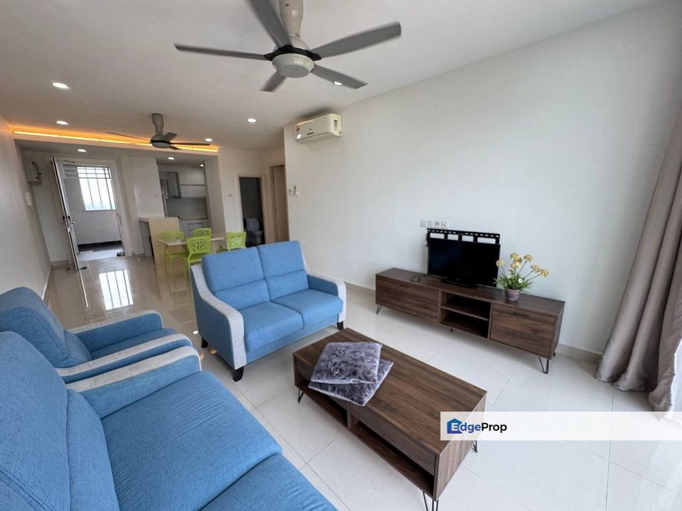 Fully furniture 2 room service apartment at medini signature , Johor, Nusajaya