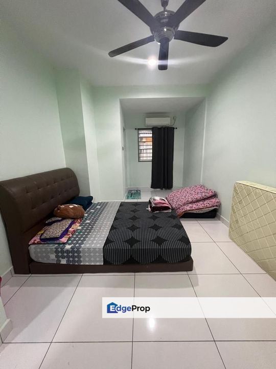 Freehold fully renovated double storey at taman nusantara prima gelang patah, Johor, Nusajaya