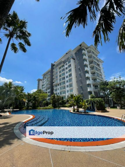 Freehold 3 room service apartment at fairway suites horizon hill, Johor, Horizon Hills