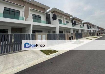 Freehold new double storey landed house guarded and club house at iskandar puteri , Johor, Johor Bahru
