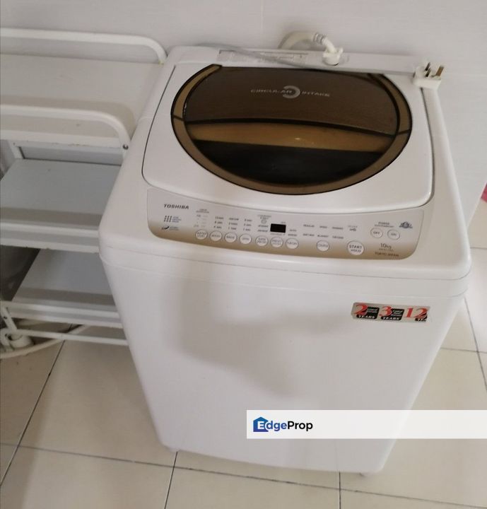 3 room service apartment partial furniture 2 car park at the garden residence mutiara mas skudai, Johor, Skudai