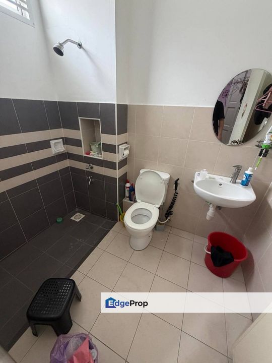 Freehold double storey landed house renovated and guarded at taman bukit indah iskandar puteri, Johor, Johor Bahru