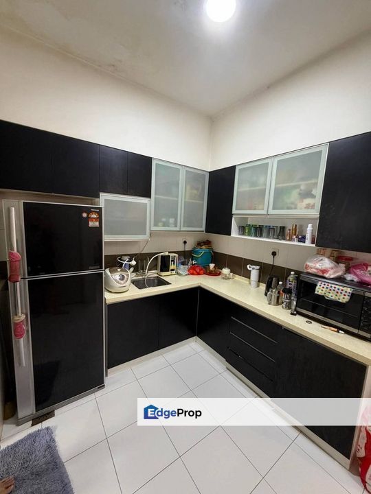 Freehold double storey landed house renovated and guarded at taman bukit indah iskandar puteri, Johor, Johor Bahru