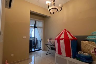 The Canal Garden South, Horizon Hills