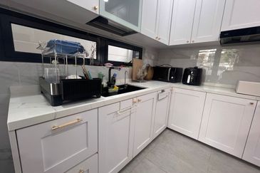 The Canal Garden South, Horizon Hills