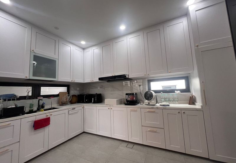 The Canal Garden South, Horizon Hills