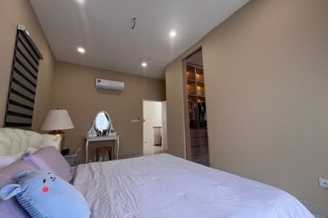 The Canal Garden South, Horizon Hills