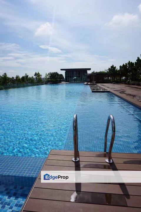 Freehold 1 room service apartment at d'suites horizon hill iskandar puteri, Johor, Horizon Hills