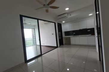 Almas @ Puteri Harbour