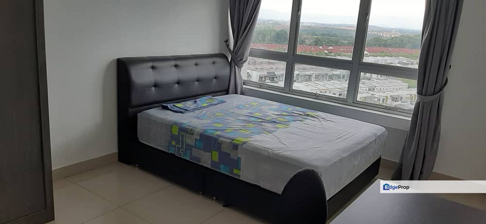 Freehold 3 room service apartment idaman residence at nusa idaman iskandar puteri, Johor, Nusajaya