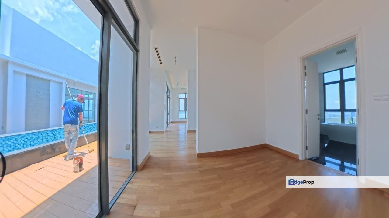 Freehold teega residence penthouse with private swimming pool  and superb seaview at puteri harbour, Johor, Kota Iskandar