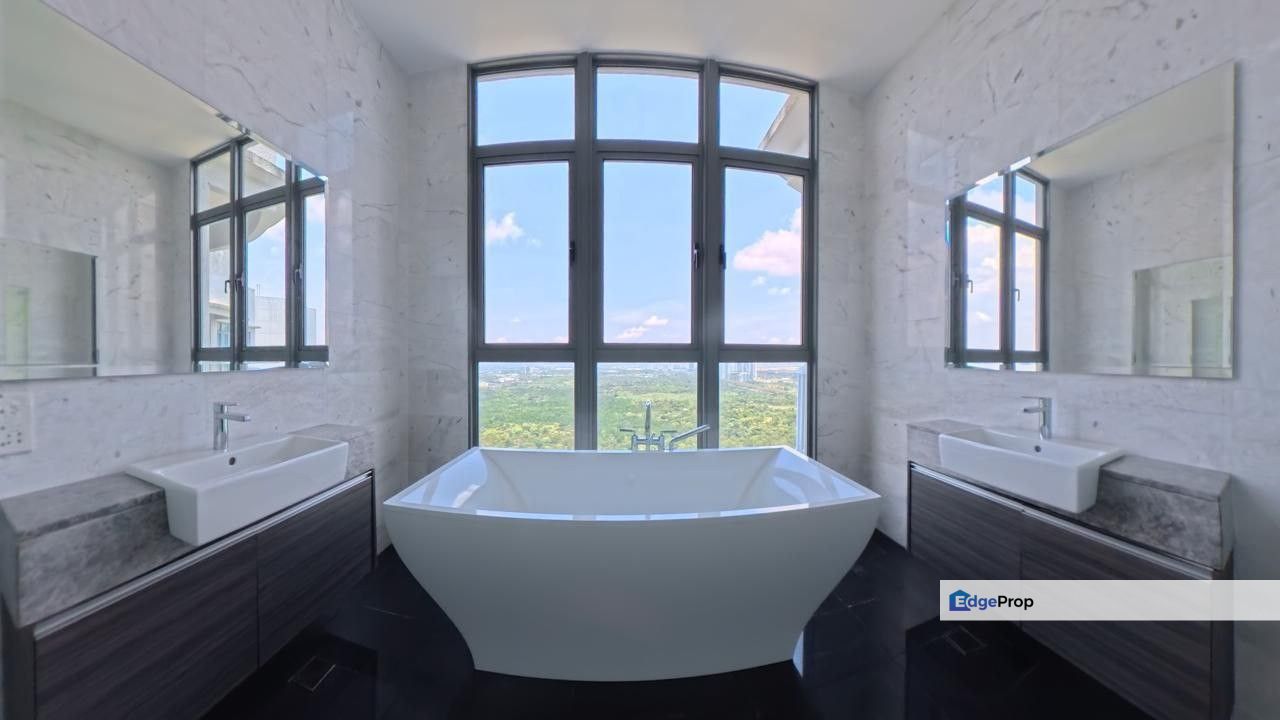 Freehold teega residence penthouse with private swimming pool  and superb seaview at puteri harbour, Johor, Kota Iskandar