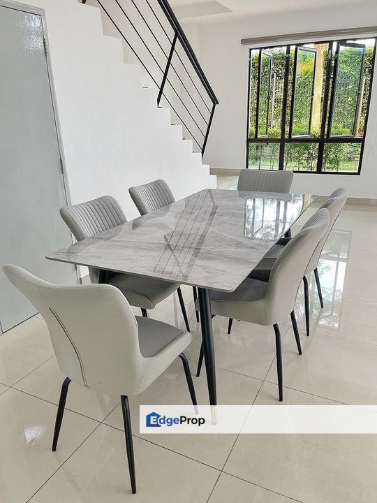 Freehold double storey landed house furniture and guarded at leisure farm, Johor, Gelang Patah