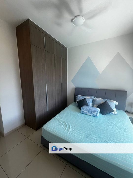 Fully furniture 2 room service apartment at m marcolink medini, Johor, 