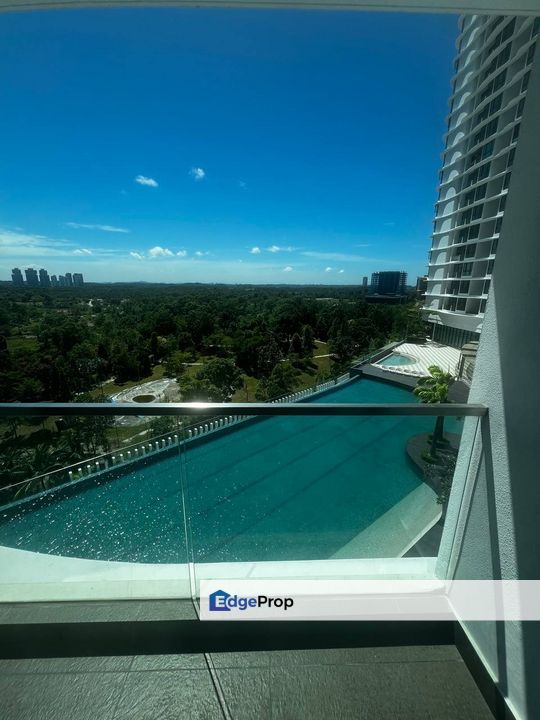 Fully furniture 2 room service apartment at m marcolink medini, Johor, 