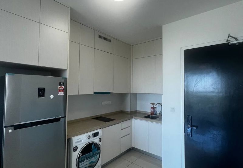 The M @ Medini Macrolink