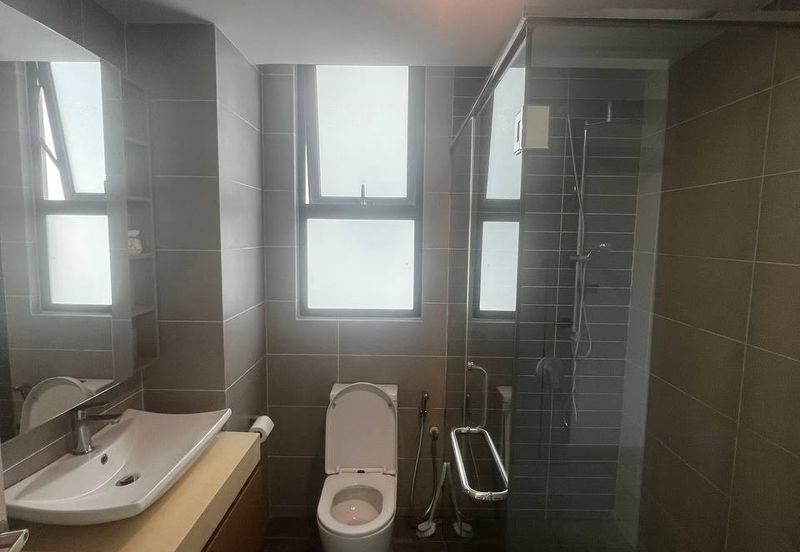 The M @ Medini Macrolink