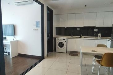 Almas Suites @ Puteri Harbour