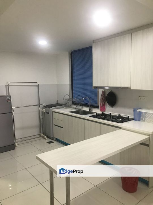 Freehold 1 room service apartment fully furniture at one terbau johor bahru, Johor, Johor Bahru