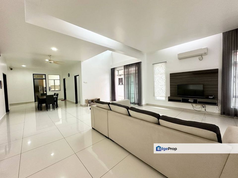 Freehold double storey landed house renovated unblock view at bestari height iskandar puteri, Johor, Johor Bahru