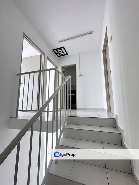 Freehold double storey landed house medium cost at taman nusantara gelang patah, Johor, Gelang Patah