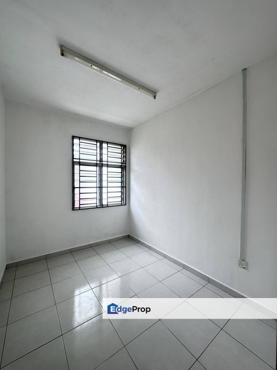 Freehold double storey landed house medium cost at taman nusantara gelang patah, Johor, Gelang Patah