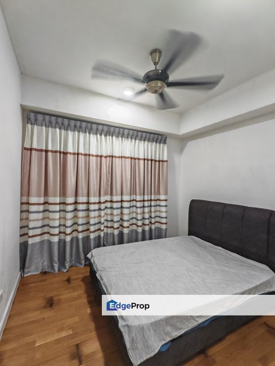 Full loan 3 room service apartment fully furniture at iskandar residence medini, Johor, Nusajaya