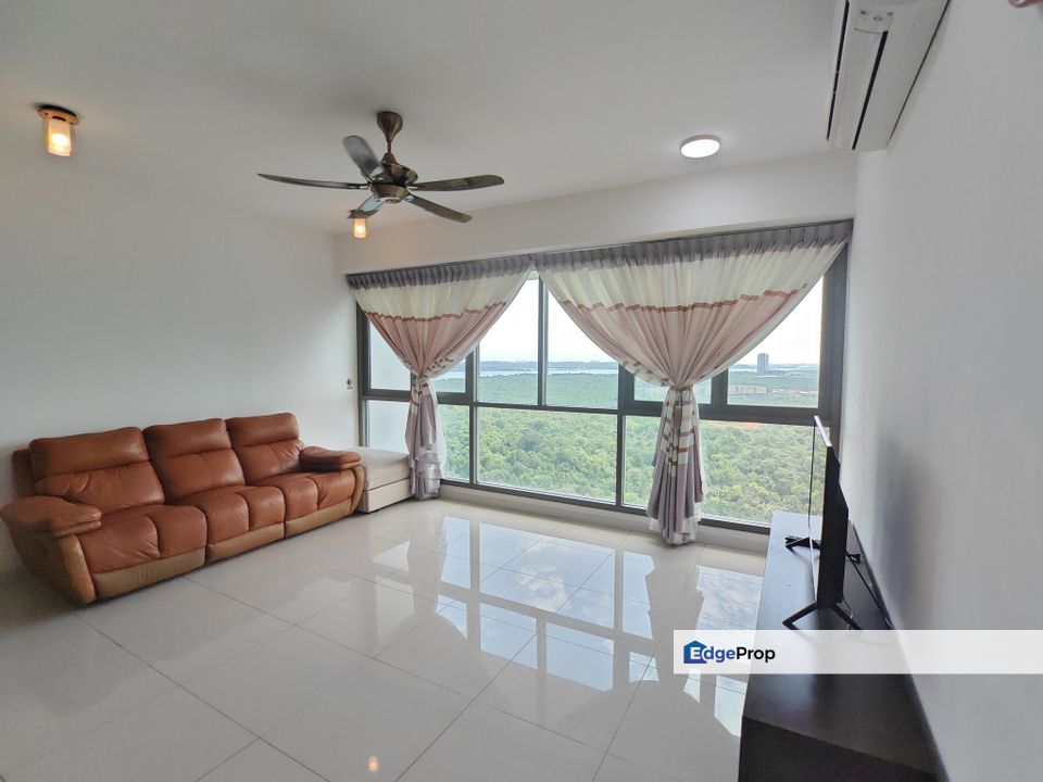 Full loan 3 room service apartment fully furniture at iskandar residence medini, Johor, Nusajaya