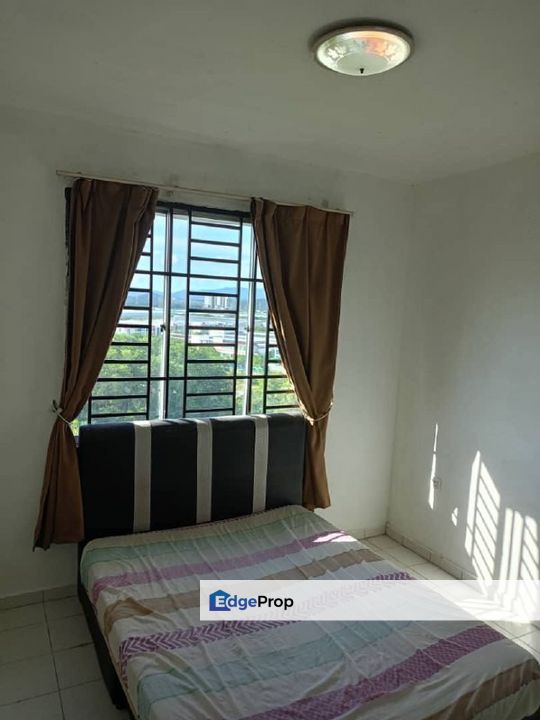 Freehold full loan 3 room apartment at nusa perdana gelang patah, Johor, Gelang Patah