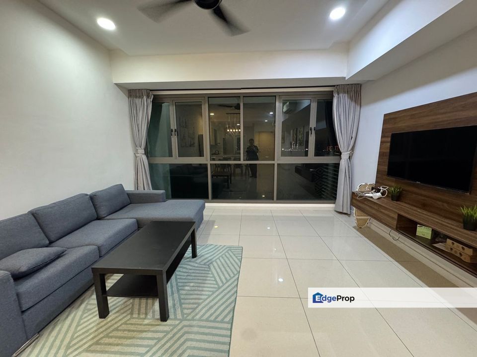 Fully furniture 2 room service apartment at iskandar residence medini, Johor, Nusajaya