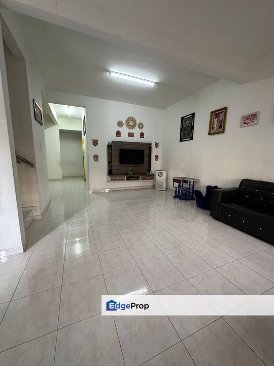 Freehold double storey landed house kitchen extended at taman bukit gemilang skudai, Johor, Skudai