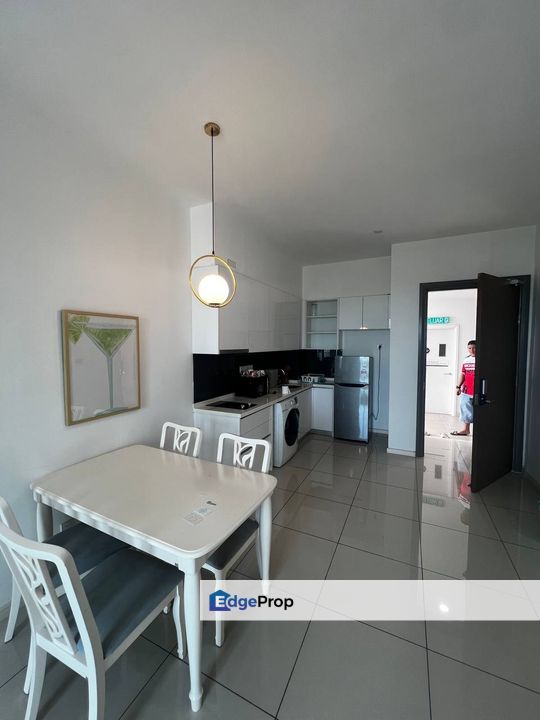 Fully furniture 2 room service apartment at elysia park medini with balcony, Johor, Nusajaya