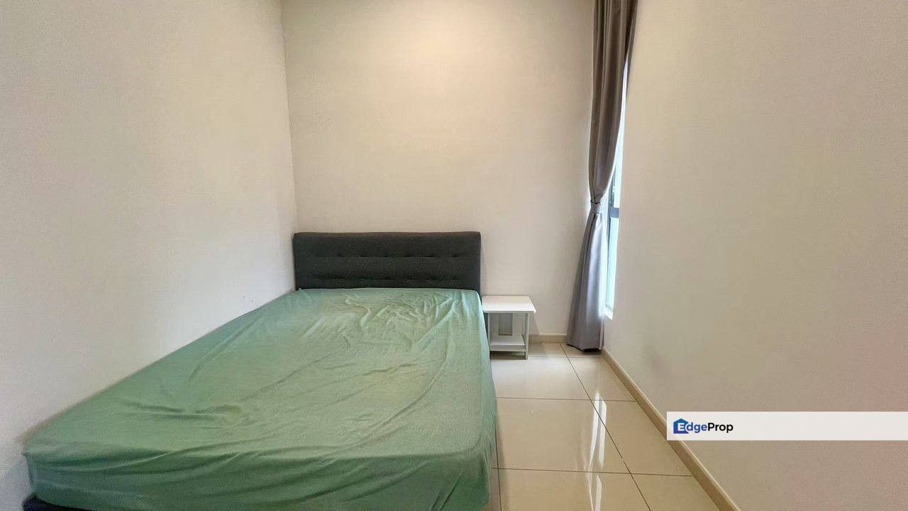 Fully furniture 2 room service apartment at the m macrolink medini, Johor, 
