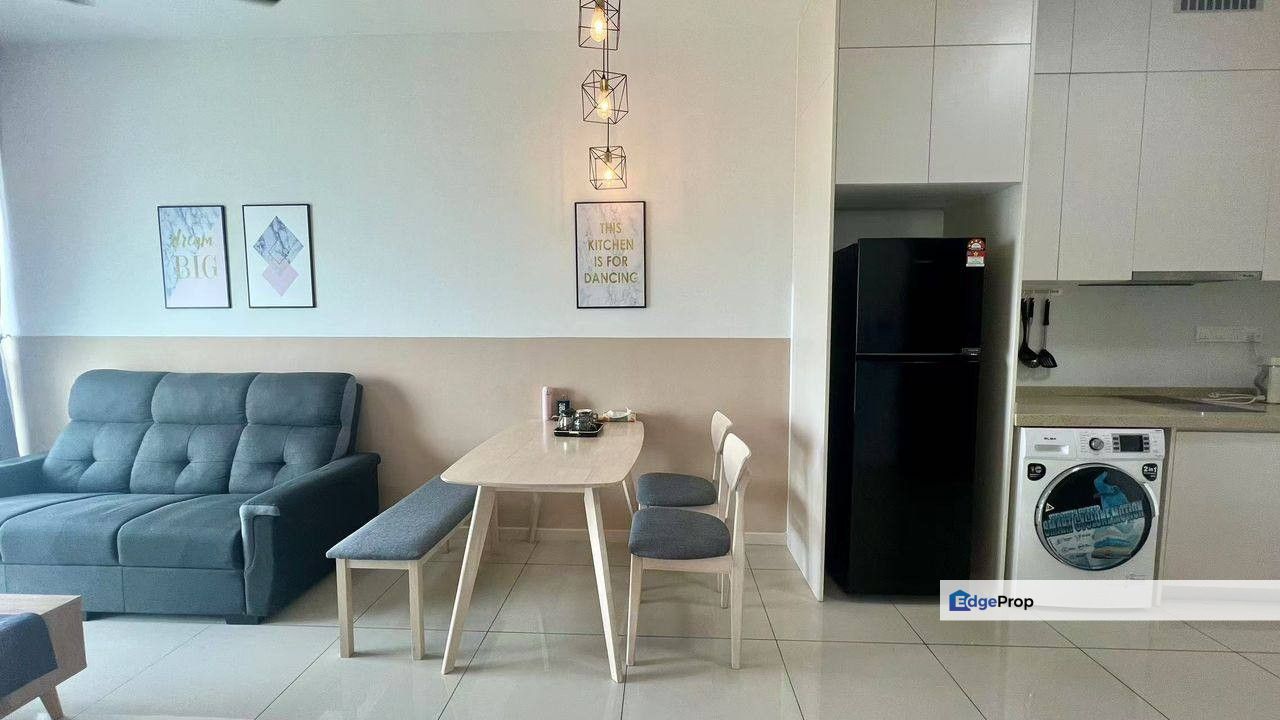 Fully furniture 2 room service apartment at the m macrolink medini, Johor, 