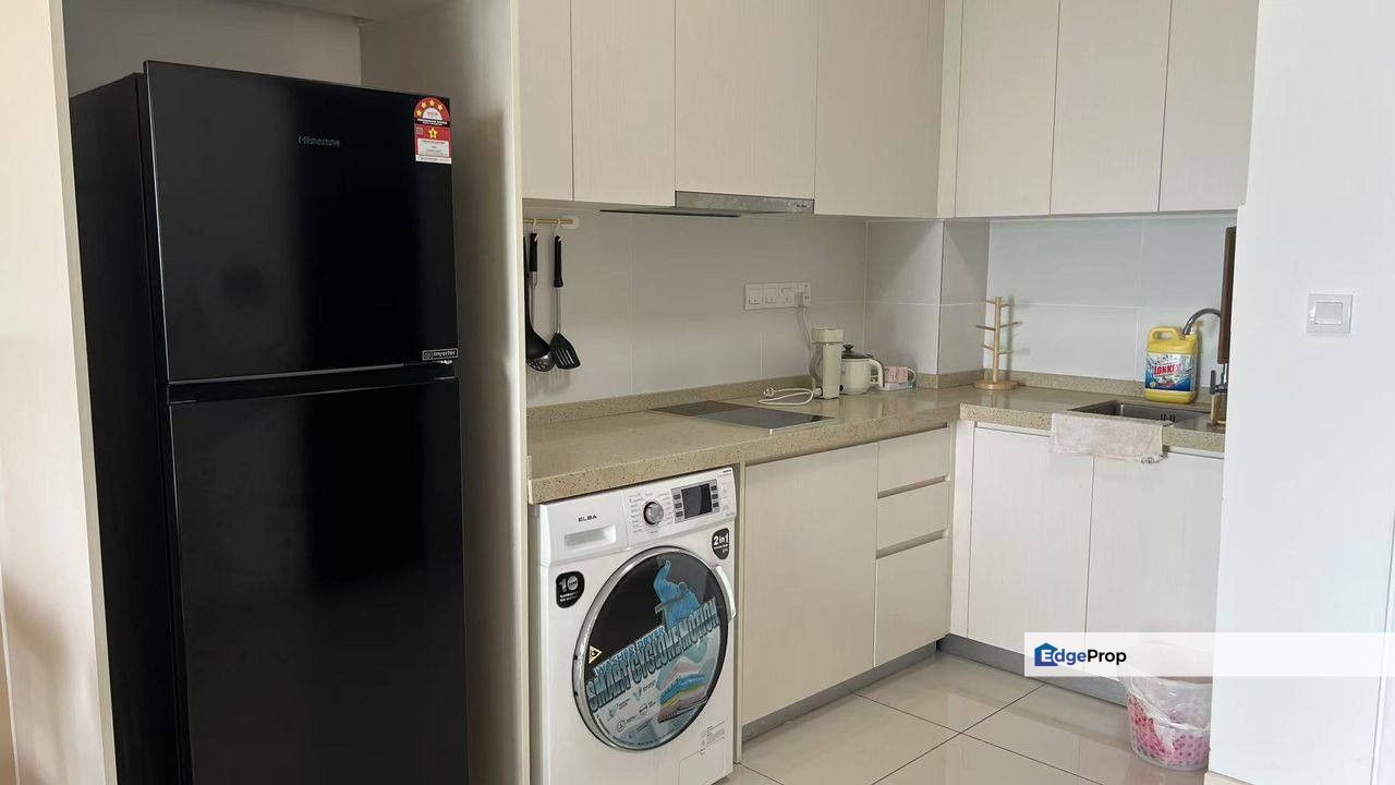 Fully furniture 2 room service apartment at the m macrolink medini, Johor, 