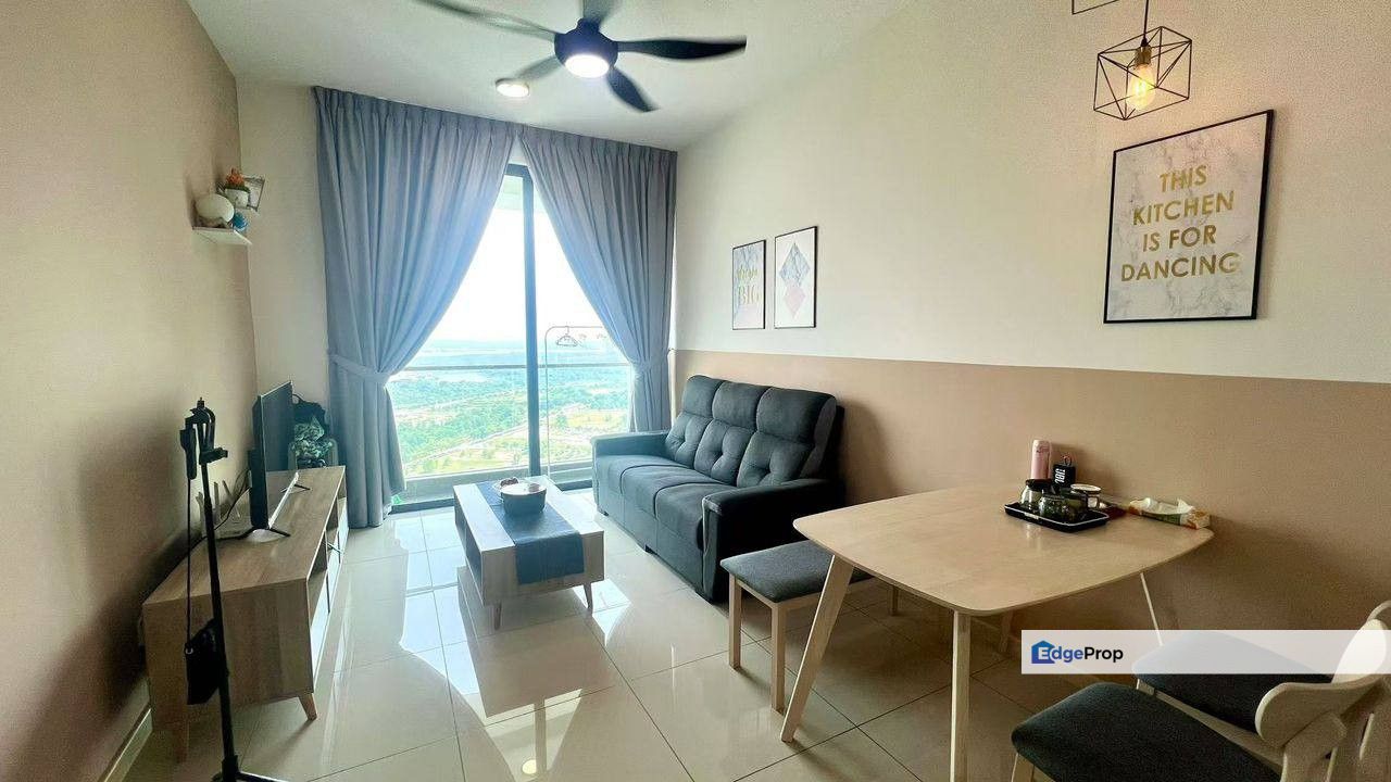 Fully furniture 2 room service apartment at the m macrolink medini, Johor, 