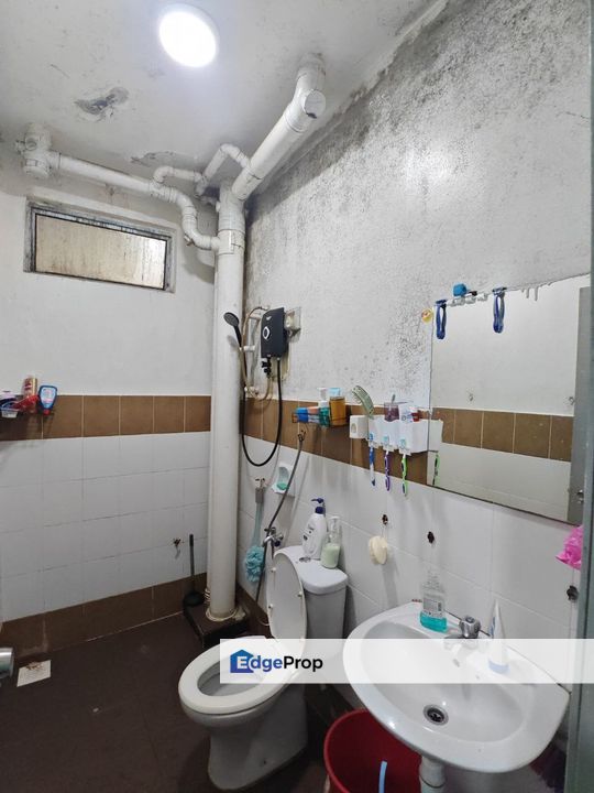 Full loan 3 room service apartment at kipark tampoi skudai, Johor, Tampoi