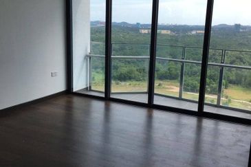 Almas Suites @ Puteri Harbour