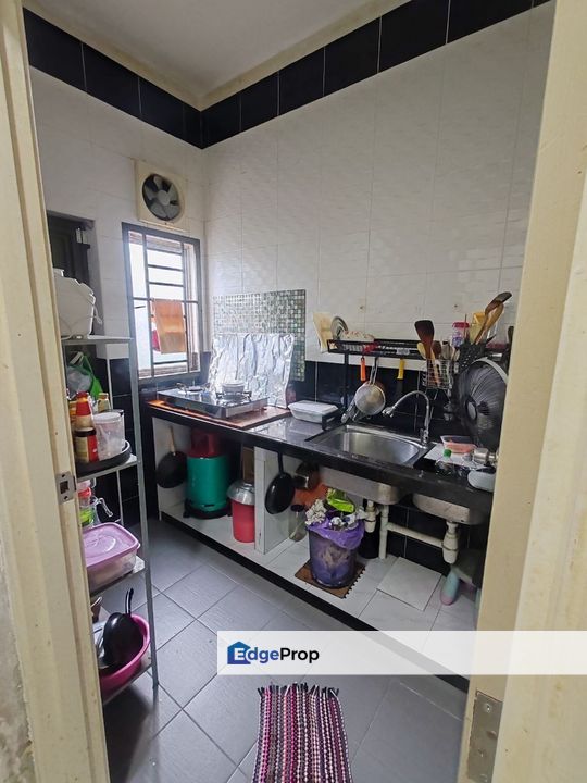 Freehold double storey landed hosue renovated at taman nusa bayu gelang patah, Johor, Nusajaya