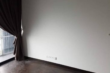 Almas Suites @ Puteri Harbour