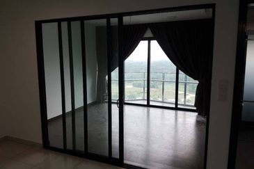 Almas Suites @ Puteri Harbour