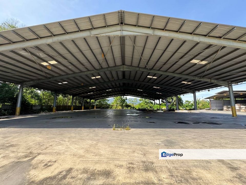 Big land area 5 acres detached warehouse at kulai , Johor, Kulai