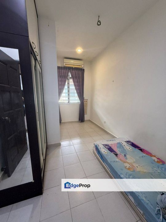 Freehold double  storey landed house renovated and guarded at taman nusa indah iskandar puteri, Johor, Nusajaya