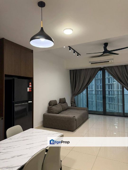 Fully furniture studio unit at grand medini with balcony, Johor, Nusajaya
