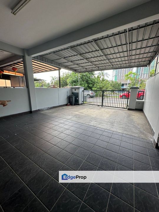 freehold double storey landed house renovated at kempas indah skudai, Johor, Johor Bahru