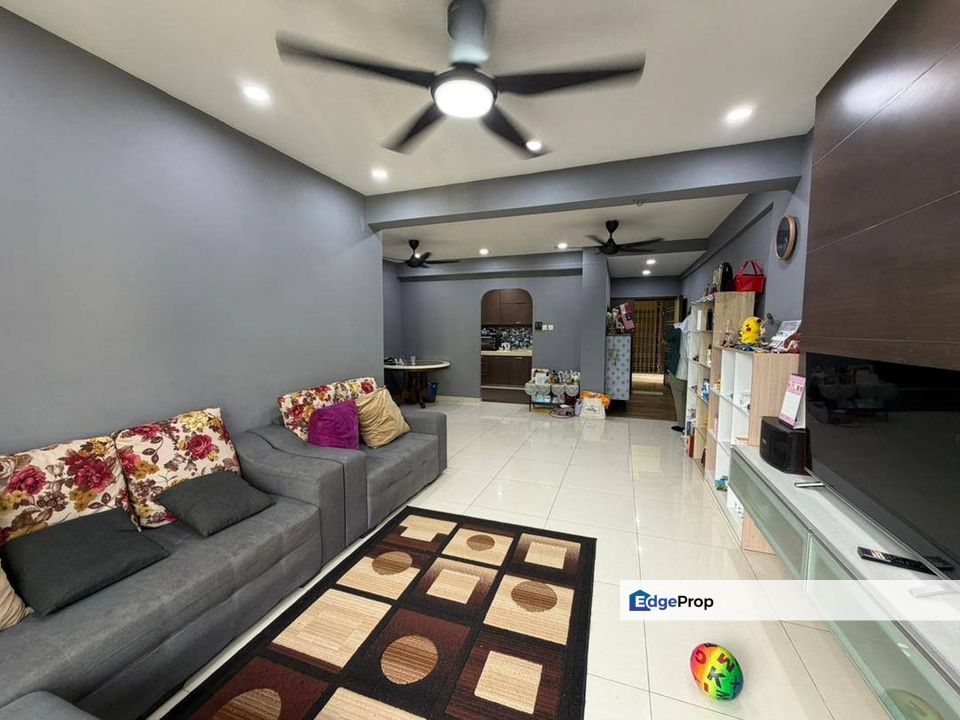 Full loan 3 room apartment at sri wangi tampoi skudai johor bahru, Johor, Tampoi