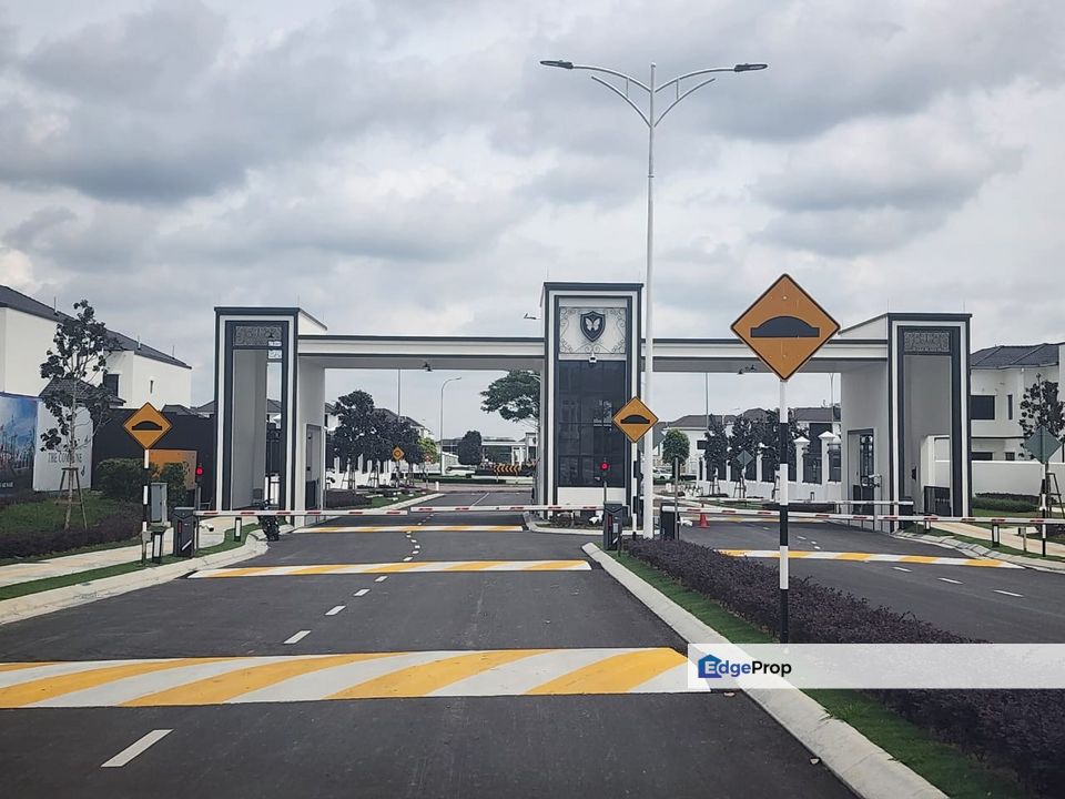 Freehold new double storey cluster house unblock view guarded at eco botanic johor bahru, Johor, Nusajaya