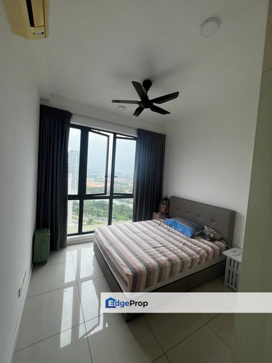 Fully furniture 2 room service apartment at elysia park residence medini, Johor, Nusajaya